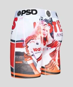 PSD Underwear Hooters - Racer Girl 2 PSD Underwear Hooters - Racer Girl